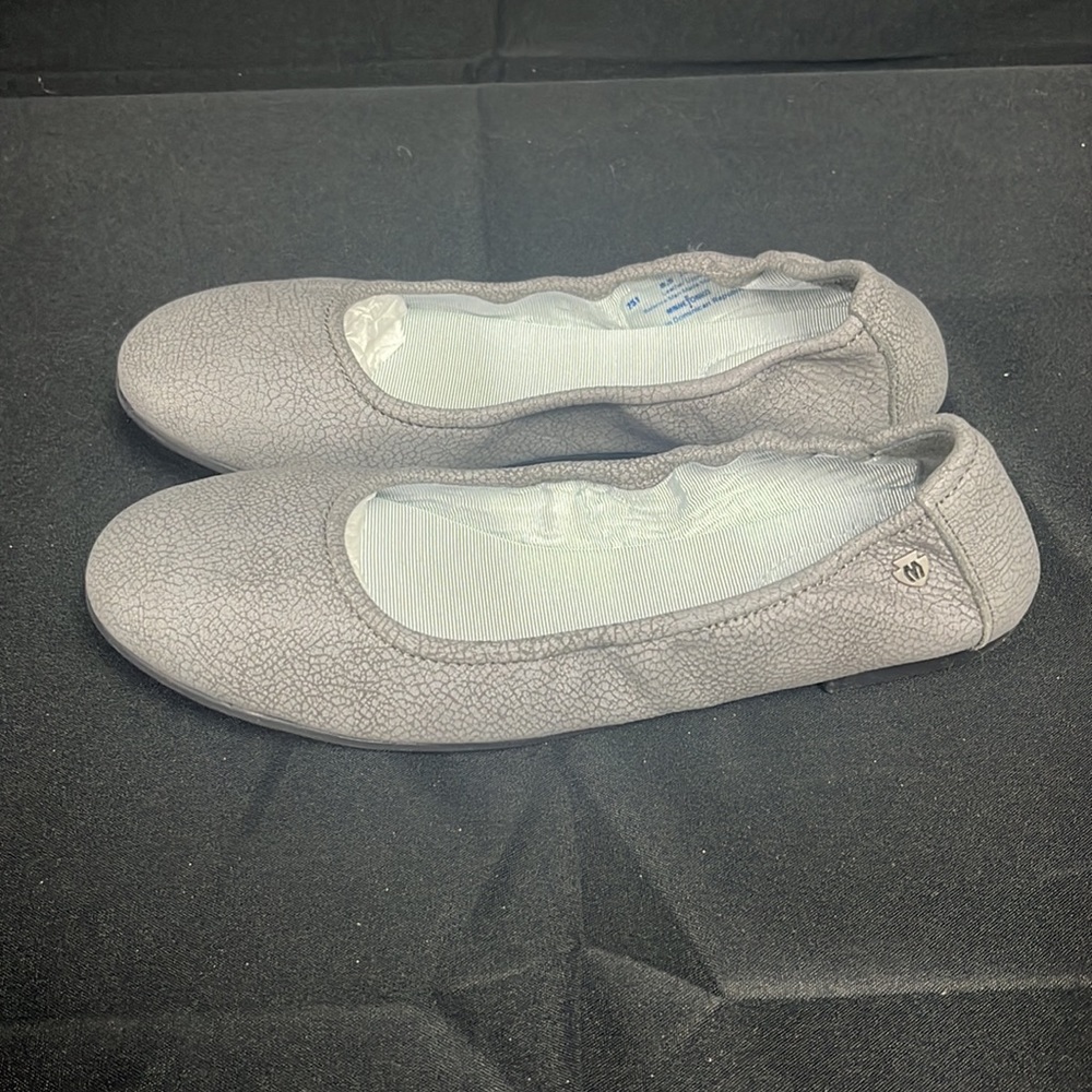 Minnetonka Women’s Charcoal Ballerina Flats (2921) - Picture 4 of 9